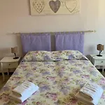 Affittacamere Serravalle Shopping Casa de hóspedes