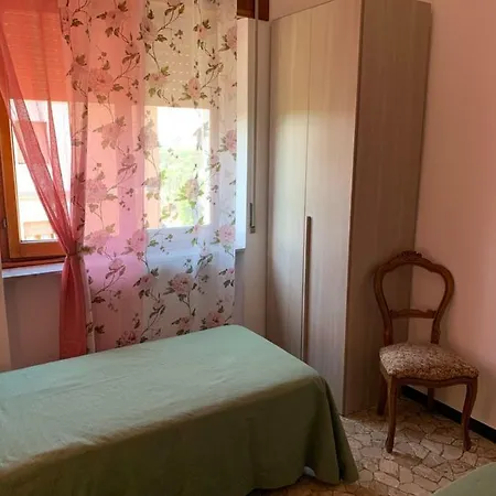 Affittacamere Serravalle Shopping 3*